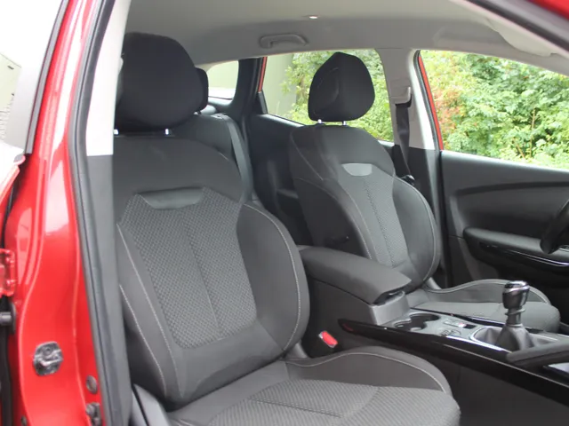 Renault Kadjar 1.2 TCe Zen | climate control | trekhaak | lichtmetalen velgen