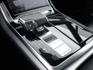 Audi Q7 55 TFSIe 381pk Quattro Pro Line S Panoramadak · Trekhaak · Luchtvering · B&O · Leder Valcona · Elek. Stoelen + Geheugen Bestuurder · 21'' Inch · 360 Camera · SOH 97,2% · · EXTRA INRUILKORTING ·