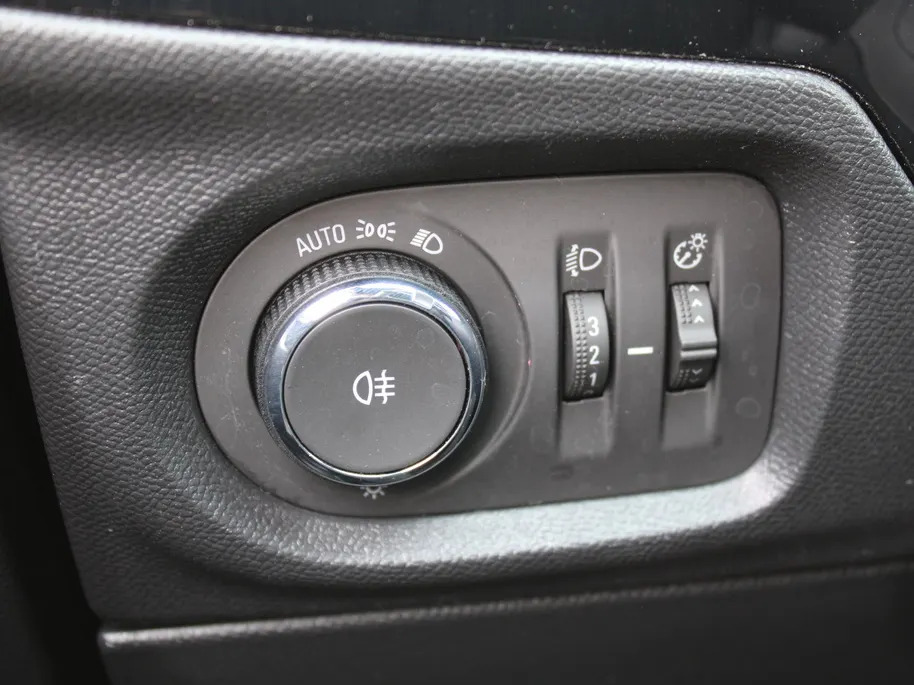 Opel Corsa 1.2 Turbo GS | Camera | Cruise | Parkeersensoren v+a | Dodehoeksensor | Apple Carplay/Android Auto | LED | 16' LM | Airco |