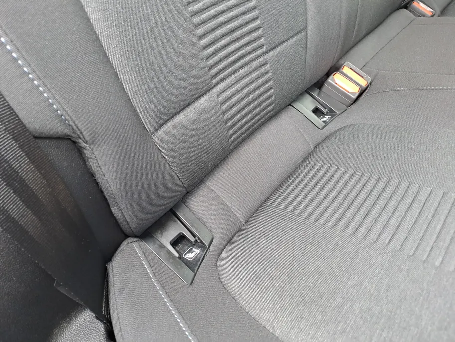 Ford Focus Wagon 1.0 EcoBoost Active Business | Navi | PDC | Cruise | Trekhaak | ECC | Stoel, Stuur, Voorruit verwarming