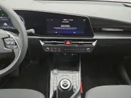 Kia Niro EV Light Edition 64.8 kWh | 1e Eigenaar | Fabrieksgarantie | Accu 100% | Lage km stand | Cruise Control Adaptief | Camera | Carplay |NAP