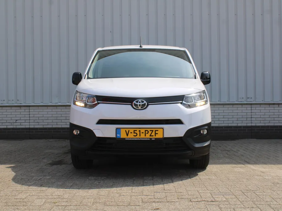 Toyota ProAce CITY 1.2 Turbo L1 Comfort | Clima | Cruise | 3-zits | Benzine! Mag alle milieu zones in! |