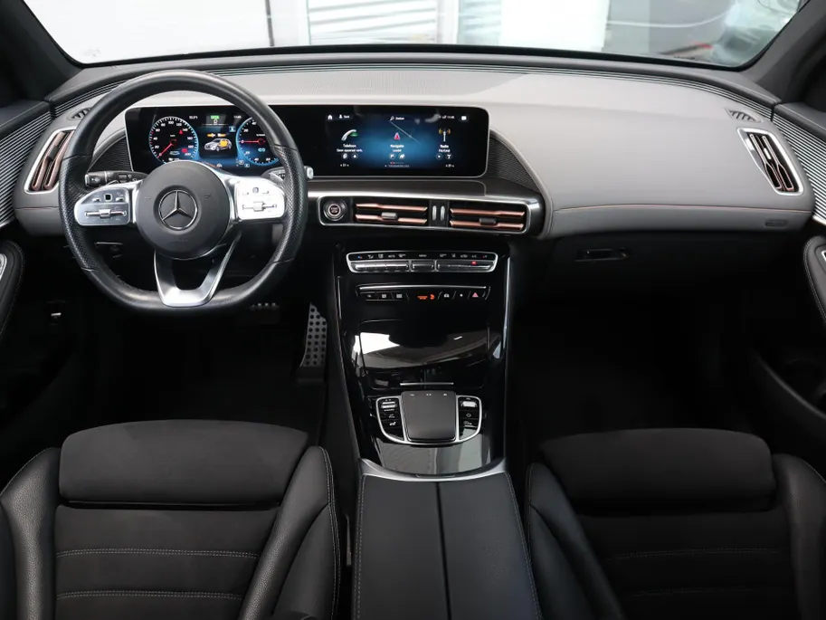 Mercedes-Benz EQC 400 4MATIC Business Solution AMG 80 kWh l Trekhaak l Keyless l Stoelverwarming