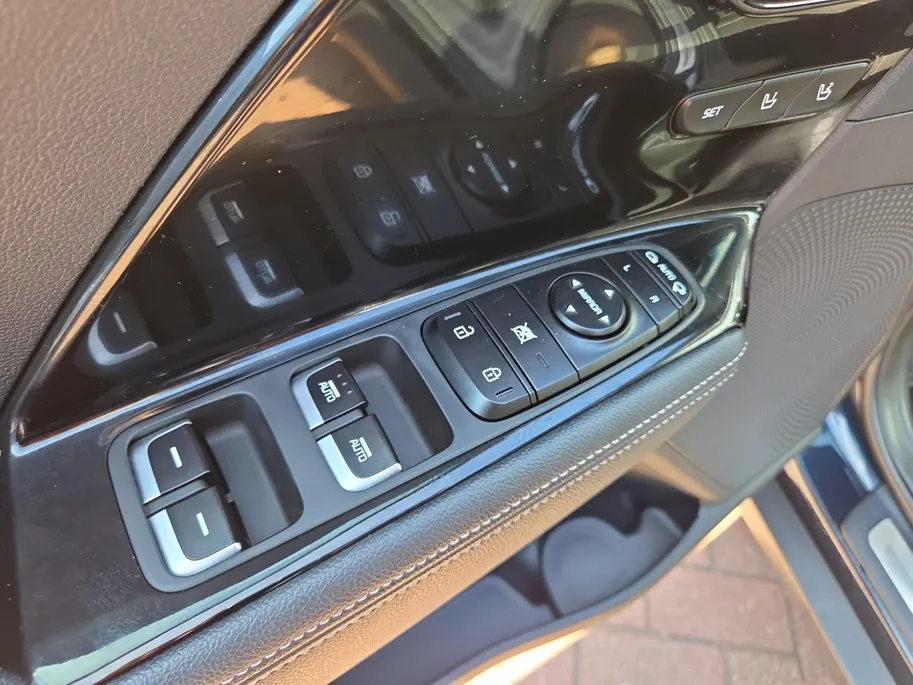 Kia Niro 1.6 GDi Hybrid ExecutiveLine | Zeer nette auto | Trekhaak | All-season banden | Navigatie | Apple CarPlay & Android Auto | Lederen bekleding | Lage km stand | NAP