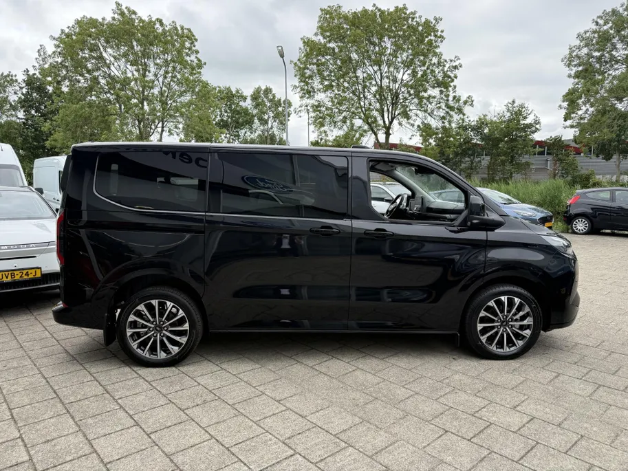 Ford Transit Custom Tourneo 340 2.5 PHEV L1H1 Titanium 8 persoons