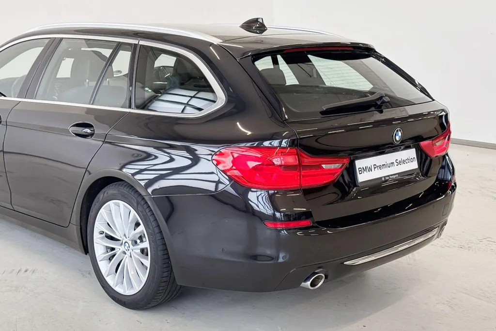 BMW 5 Serie Touring 520i High Executive Edition