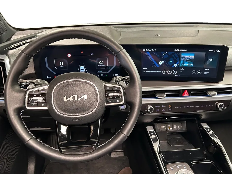 Kia Sorento 1.6 T-GDi Plug-in Hybrid 4WD DynamicPlusLine 7p | Apple Carplay / Android Auto | Navigatiesysteem | Licht + Regensensor | Stoel + Stuurverwarming | Elektrisch Verstelbare Bestuurdersstoel | Elektrisch Bedienbaar Schuif / Kanteldak | Elektrisch bedienbare 
