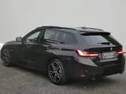 BMW 3 Serie 320e M-Sport Aut. |Schuifdak |Head-Up |Facelift - Widescreen!