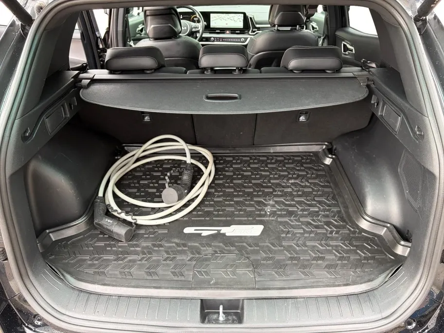 Kia Sportage 1.6 T-GDi Plug-in Hybrid AWD GT-PlusLine | EXCLUSIEVE UITVOERING | APPLE CARPLAY / ANDROID AUTO | PANO | ADAPT. CRUISE | STUUR/STOEL VERWARMING / VERKOELING | NAVI | 360° GRADEN | MEMORY SEATS | KAMELEON TINT |