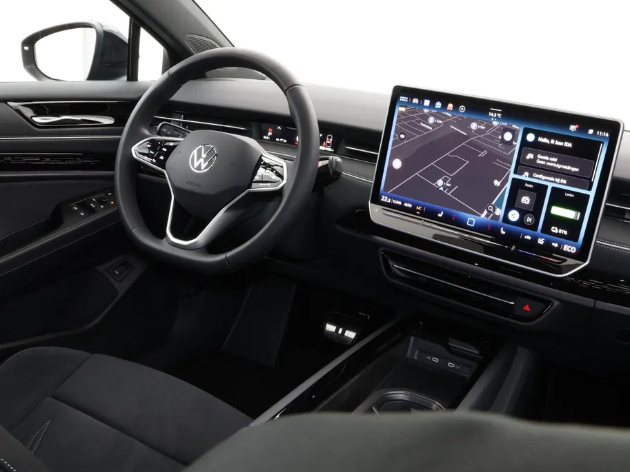 Volkswagen ID.7 Tourer Pro Limited Edition 77kWh 286pk · Navigatie · 360 camera · Trekhaak · 20' LM velgen