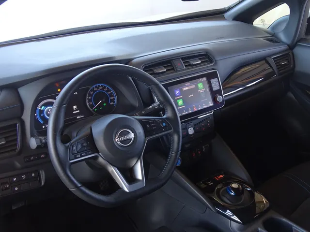 Nissan Leaf N-Connecta 39 kWh
