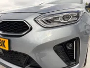 Kia Ceed Sportswagon 1.0 T-GDi GT-Line Business Edition | *1E EIGENAAR | FABRIEKSGARANTIE | APPLE CARPLAY/ ANDROID AUTO | JBL SOUND | STOF/LEDER | NAVI | CAMERA | LMV | ETC…