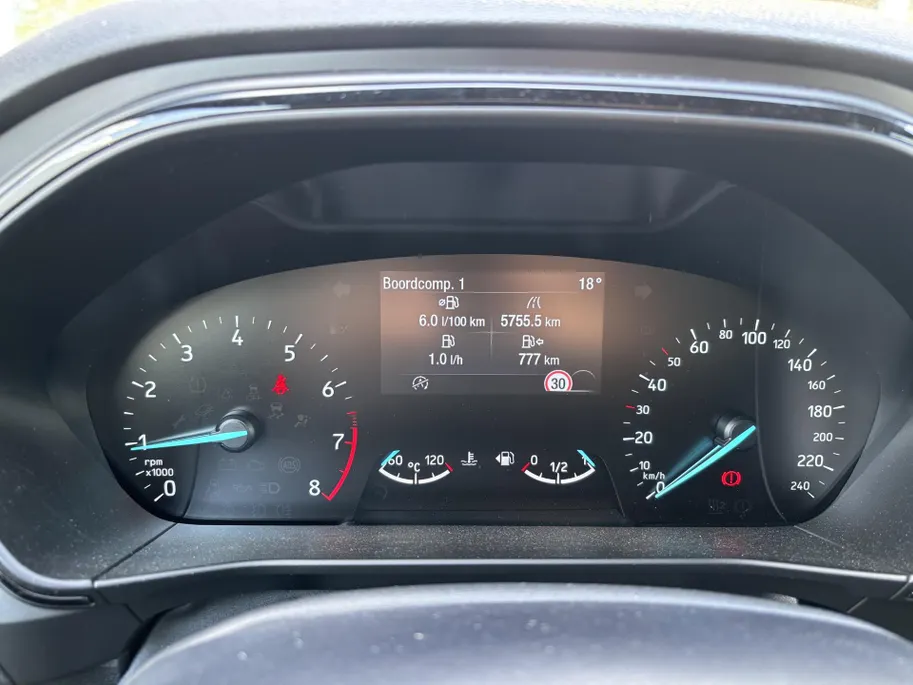 Ford Focus Wagon 1.0 EcoBoost Hybrid ST Line X