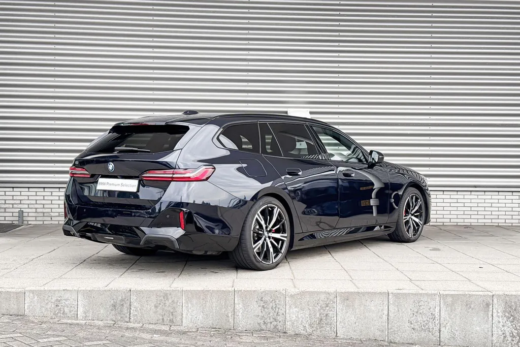 BMW i5 Touring eDrive40 M Sport Edition 84 kWh