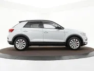 Volkswagen T-Roc 1.5 TSI 150pk DSG Sport Apple/Android Car Play · Elek. Achterklep · Stoelverwarming · Cruise Control · Navigatie ·