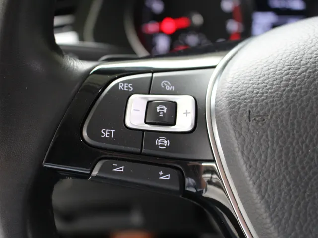 Volkswagen Passat Variant 1.5 TSI DSG Comfortline Navigatie | Camera | Trekhaak | Stoelverwarming