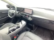 Kia EV6 Light Edition 63 kWh | VOORRAAD VOORDEEL NU €42.950,- | Direct leverbaar | Stoel+Stuur verwarming | Climate control | Navigatie | Parkeer camera achter | Parkeer sensoren voor en achter