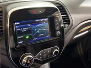 Renault Captur 150PK TCe Intens Automaat | 1ste Eigenaar | Trekhaak | 1200kg Trekgewicht | Cruise Control | Climate Control | Navigatie | Camera | Parkeersensoren | Licht & Regen Sensor | Armsteun |