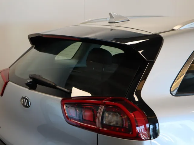 Kia Niro 1.6 GDi Hybrid First Edition