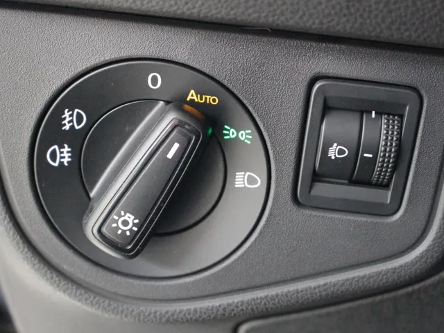 Volkswagen Polo 1.0 TSI Life DSG Airco | Radio | Lichtmetalen velgen |