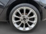 Ford Fiesta 1.0 EcoBoost Hybrid Vignale | Dealer onderhouden | NL auto | Adapt. cruise control | Pano dak | BLIS | Winter pack | Parkeersensoren voor en achter | Achteruitrijcamera | 17' lichtmetalen velgen | Bovag garantie |