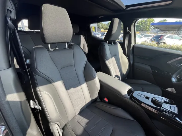 Toyota Urban Cruiser Executive 61 kWh