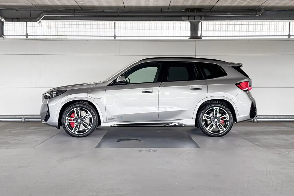 BMW X1 xDrive25e