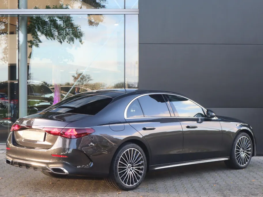 Mercedes-Benz E-Klasse 300 e AMG Line