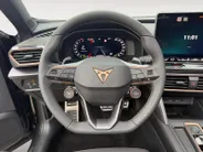 CUPRA Formentor 1.5 TSI e-Hybrid Business | Panoramadak | Stuur verwarming etc! | Trekhaak | Super compleet en helemaal nieuw!