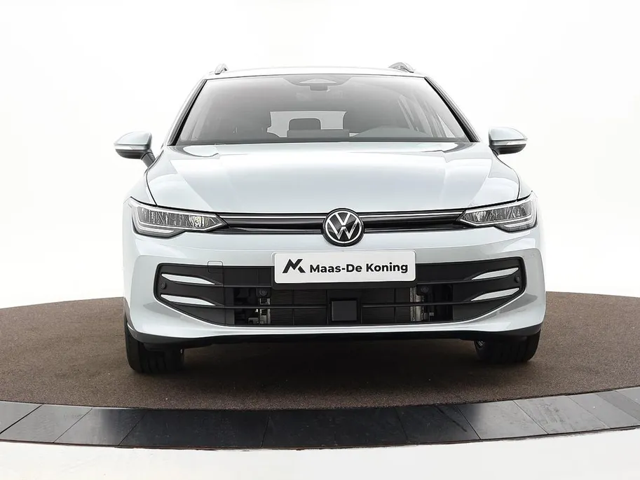 Volkswagen Golf variant Life Edition 1.5 eTSI 116 pk 7 versn. DSG · Achteruitrijcamera · draadloze telefoonlader · Prijs is inclusief inruilpremie · MEGA SALE