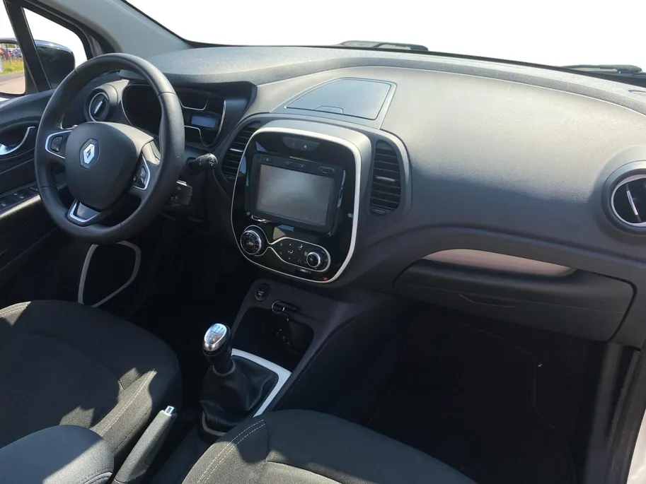 Renault Captur 0.9 TCe Zen NL auto | navigatie | trekhaak | airco | cruise control | etc.