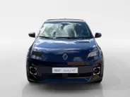 Renault 5 comfort range iconic cinq 52 kWh Nu met 1600,- voorraad korting , Pack Safety & Advanced Driving Assist , allseason banden , Apple Carplay/Android Auto , stoel en stuurverwarming , navigatiesysteem , veel mooie opties.