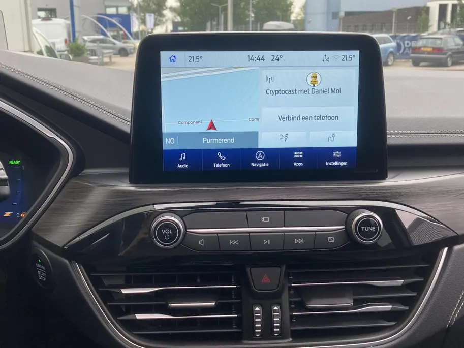 Ford Kuga 2.5 PHEV Vignale Afneembare trekhaak - Panoramadak - Headup Display - BLISS - Lederen bekleding - Elektrische achterklep