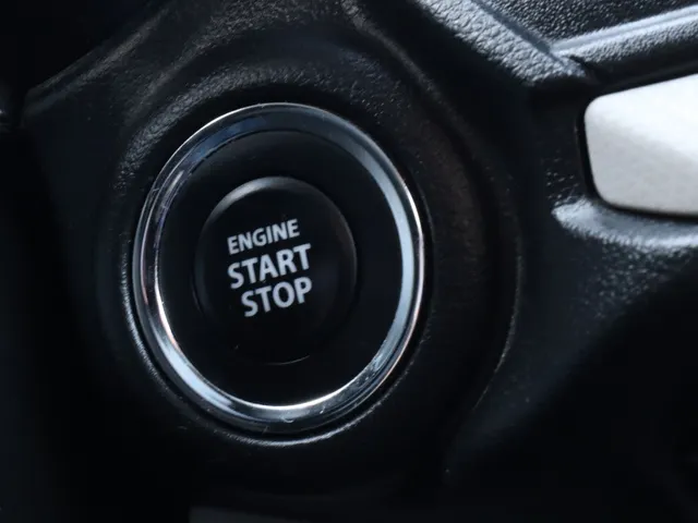 Suzuki Swift 1.2 Select Hybrid AdaptiveCruise | Carplay