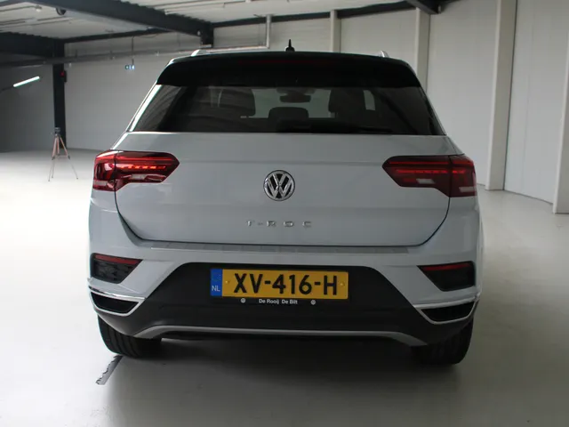 Volkswagen T-Roc 1.5 TSI Sport Navigatie | parkeercamera | Cruise Control | Climate Control |  Eerste Eigenaar