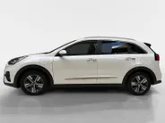 Kia Niro 1.6 GDi PHEV ExecutiveLine PLUG-IN ! | TREKHAAK | LEDEREN BEKLEDING | STOEL & STUURVERWARMING | MEEST LUXE UITVOERING!