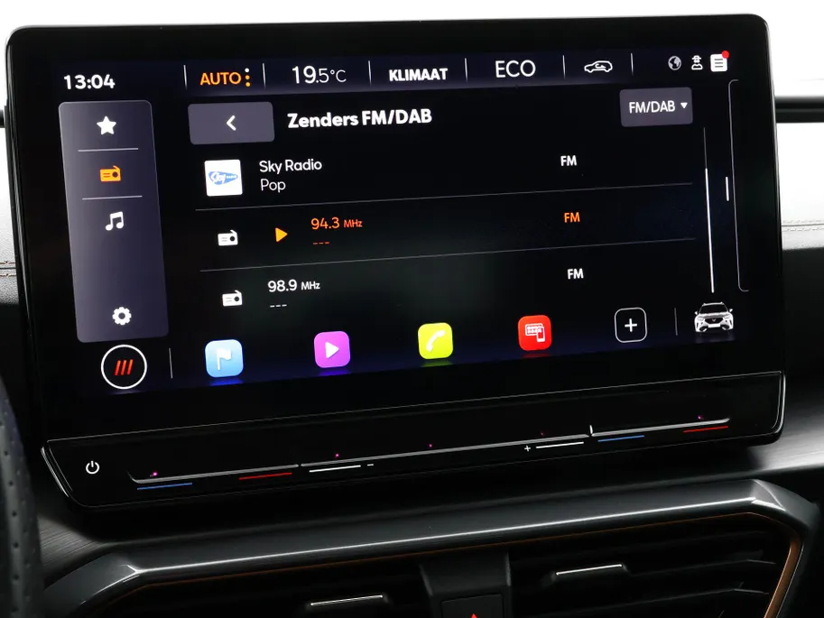 CUPRA Formentor 1.4 TSI e-Hybrid 204pk DSG Essential Limited · Panoramadak · Camera · Elek. Achterklep · Apple/Android Car Play · Keyless ·