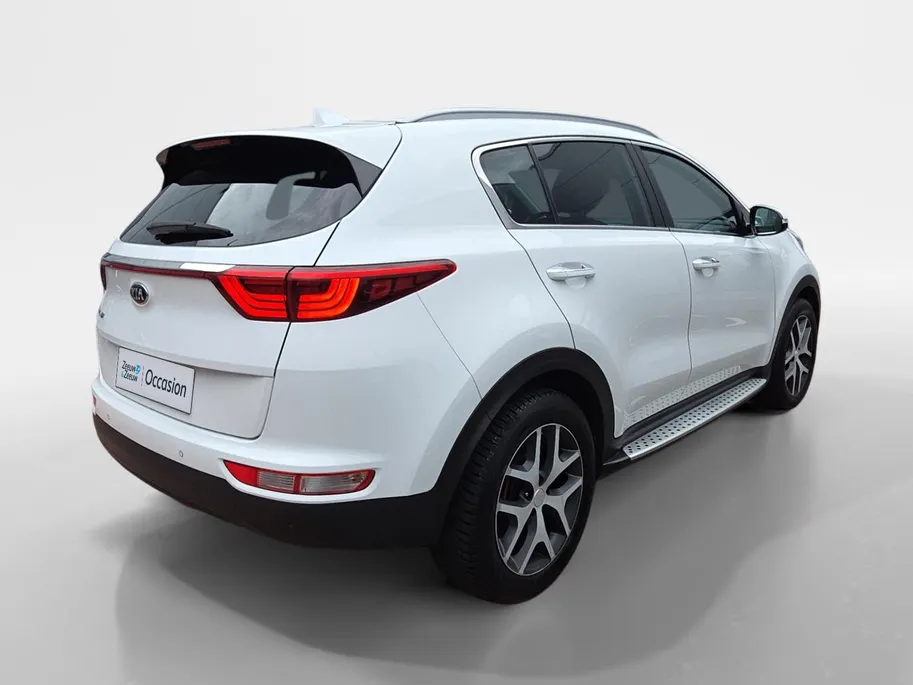Kia Sportage 1.6 GDI DynamicLine | Dealer Onderhouden | Stoelverwarming voor en achter | camera | Navigatie | Cruise Control | LM Velgen 17' | Lader | 12 Maanden BOVAG Garantie |