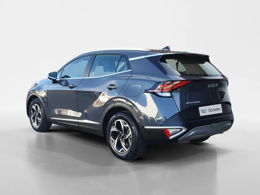 Kia Sportage 1.6T MHEV DynamicLine Edition | Stoel en stuurverwarming | Navigatie | Camera | Apple Carplay / Android Auto | Climate control |