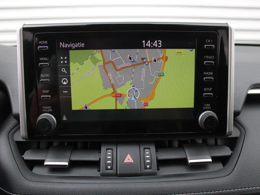 Toyota RAV4 2.5 Hybrid AWD Dynamic | 18' LM | Trekhaak | Camera binnenspiegel | 360 Camera | Cruise adapt. | Dodehoek detectie | Elek. achterklep | LM winterset |