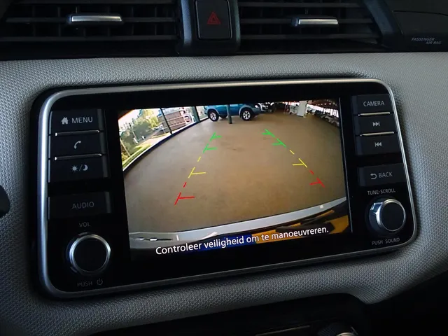 Nissan Micra 1.0 IG-T 100pk N-Connecta | Apple CarPlay | Android Auto