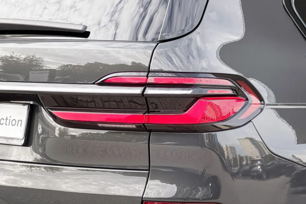 BMW X7 M60i xDrive