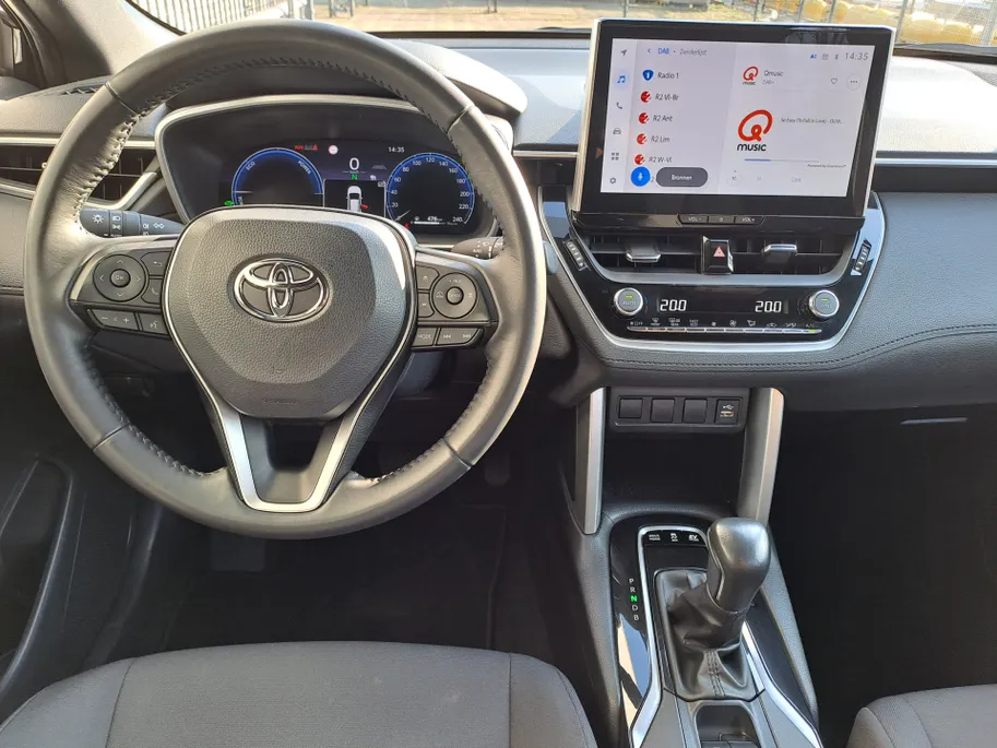 Toyota Corolla Cross 2.0 High Power Hybrid Active AUTOMAAT | Camera | Adaptieve Cruise | DAB | Rijstrooksensor met correctie | Apple Carplay/Android Auto