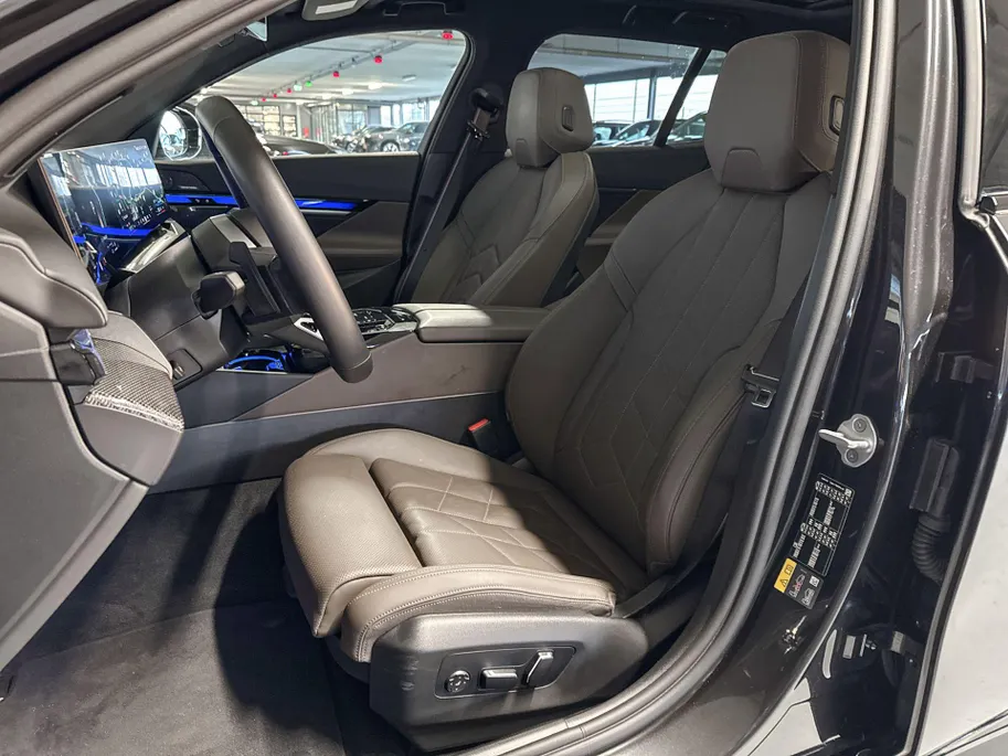 BMW 5 Serie Touring 550e xDrive