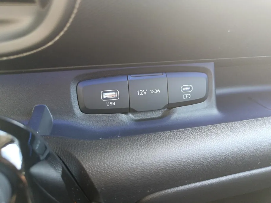 Hyundai Inster Evolve 49 kWh €2500,- KORTING | DIVERSE KLEUREN LEVERBAAR | OP=OP |