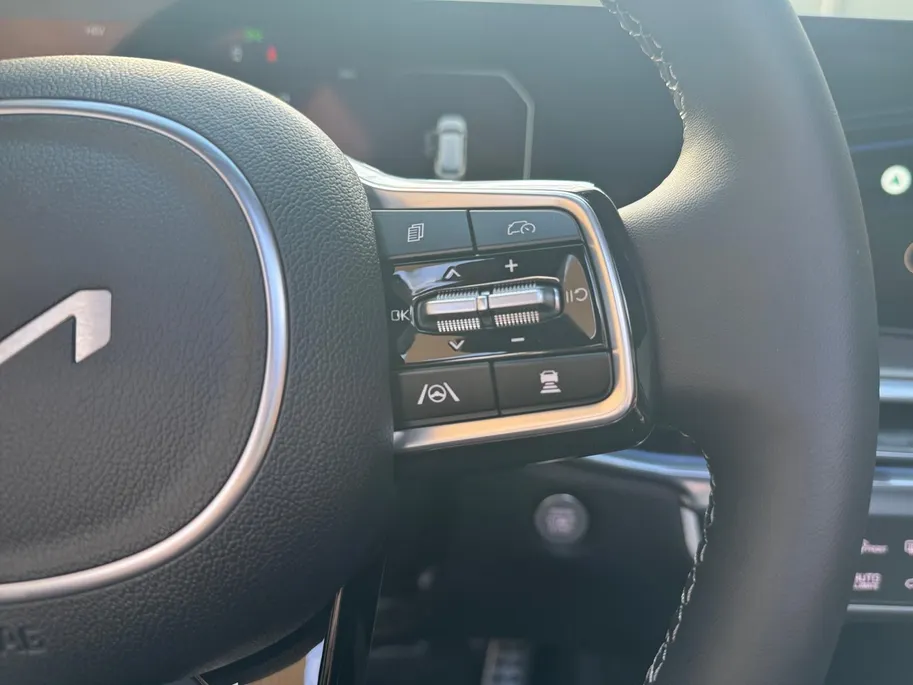 Kia Sorento 1.6 T-GDi Plug-in Hybrid 4WD ExecutiveLine 7p | Bel voor info | 253 pk | Head-up display | Nu €3000 Inruilpremie!