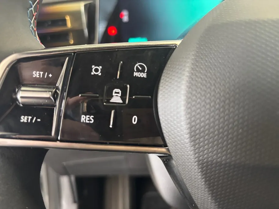 Renault Clio 1.8 Hybrid 160 esprit Alpine AUTOMAAT STOELVERWARMING STUURVERWARMING NAVI APPLE CARPLAY ANDROID AUTO LM VELGEN ALPINE ESPIRT UITVOERING !!!LET OP DEMO VRAAG NAAR ACTUELE KMSTAND!!!