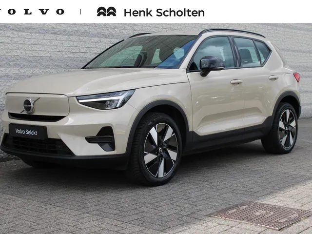 Volvo EX40