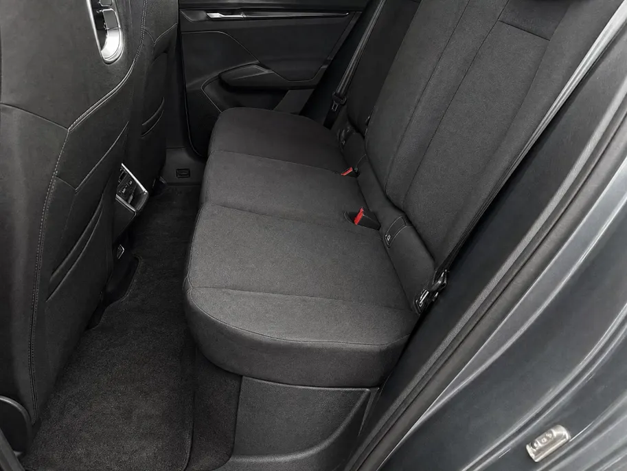 Škoda Enyaq Coupe 85 Sportline | 21' Supernova | Business Upgrade pakket Advanced | Trekhaak wegklapbaar | 2.500,- inruilbonus!!