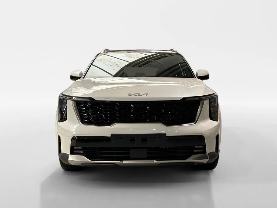 Kia Sorento 1.6 T-GDi Plug-in Hybrid 4WD DynamicPlusLine 7p | Apple Carplay / Android Auto | Navigatiesysteem | Licht + Regensensor | Stoel + Stuurverwarming | Elektrisch Verstelbare Bestuurdersstoel | Elektrisch Bedienbaar Schuif / Kanteldak | Elektrisch bedienbare 